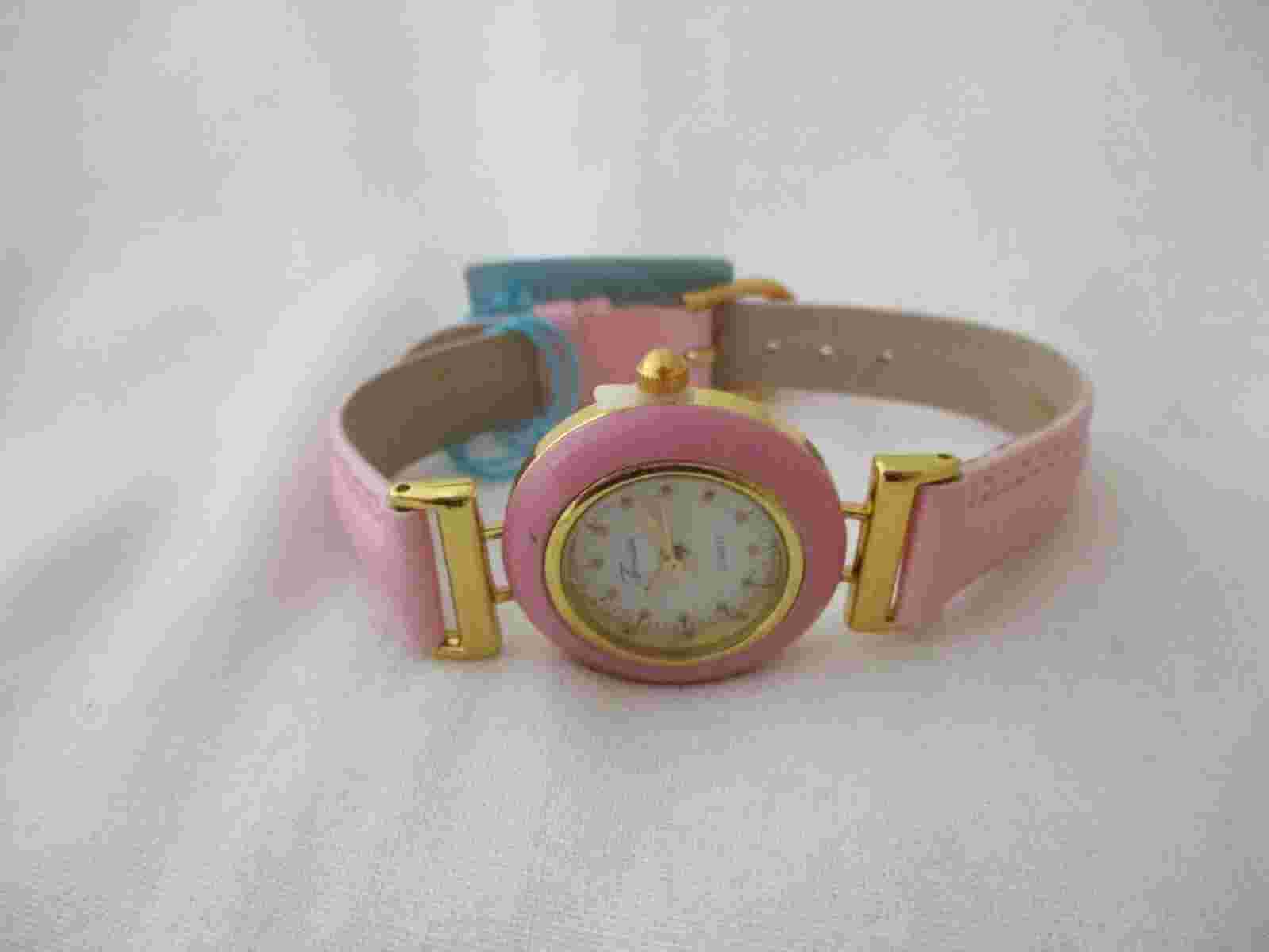 Fondini Pink Women's Watch, Buckle Band, Guaranteed to Work!