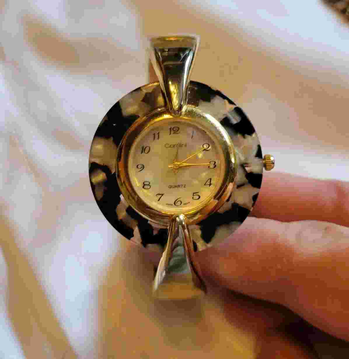 Vtg Cardini Abalone Shell & Black Flakes Gold Tone Bracelet Watch New Battery