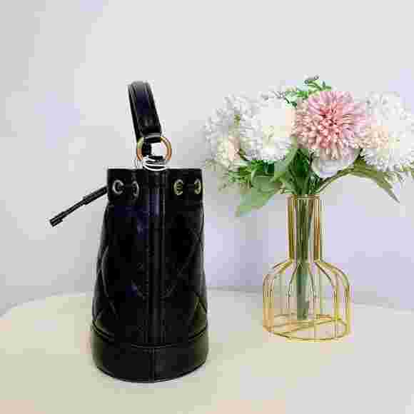 TORY BURCH 148249 WILLA MINI BUCKET BAG BLACK FULL LEATHER DRAWSTRING QUILTED