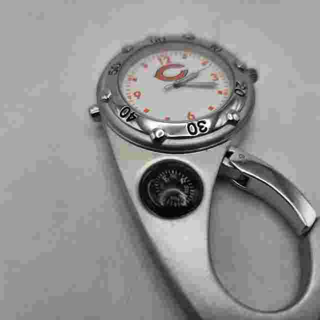 NFL Chicago Bears Unisex Silver Toned 3" Keychain Clip On Watch Analog READ