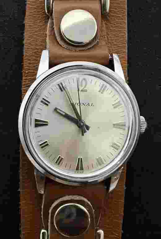 Vintage SIGNAL by Wyler Men's 35mm Swiss Mechanical Hand Wind Watch Silver Tan