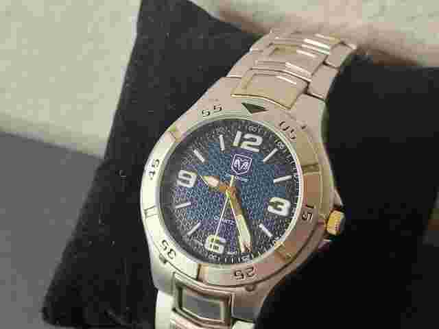 DODGE AUTOMAKER STAINLESS STEEL MEN'S  WATCH HEAVY RUNS