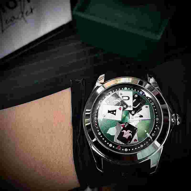 New Arrival Automatic Poker Design Bubble Glass Art and Fashion Watch