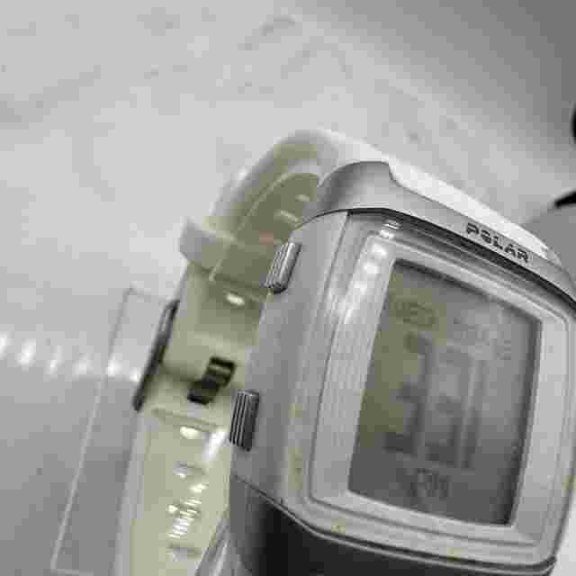 Silver White Polar Flow FT 60 Digital Fitness Tracker Watch New Battery