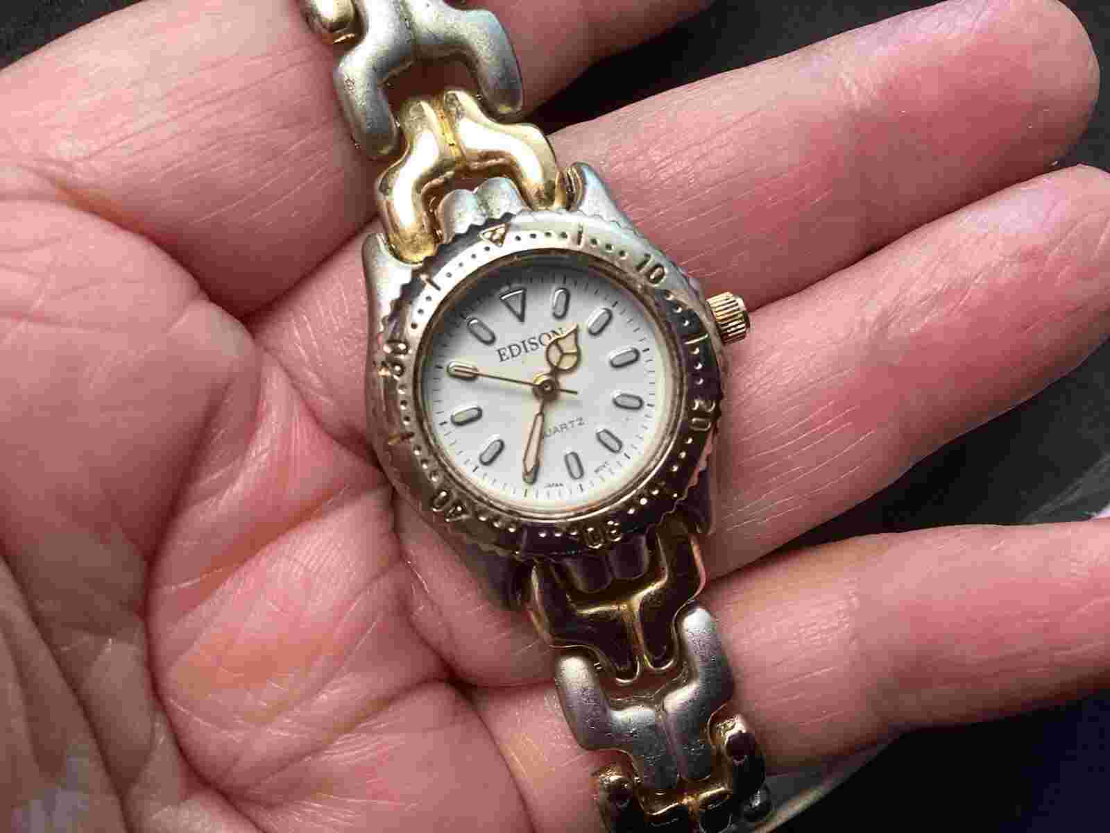 Vintage EDISON Two Tone Women’s Quartz Watch With Bracelet Band