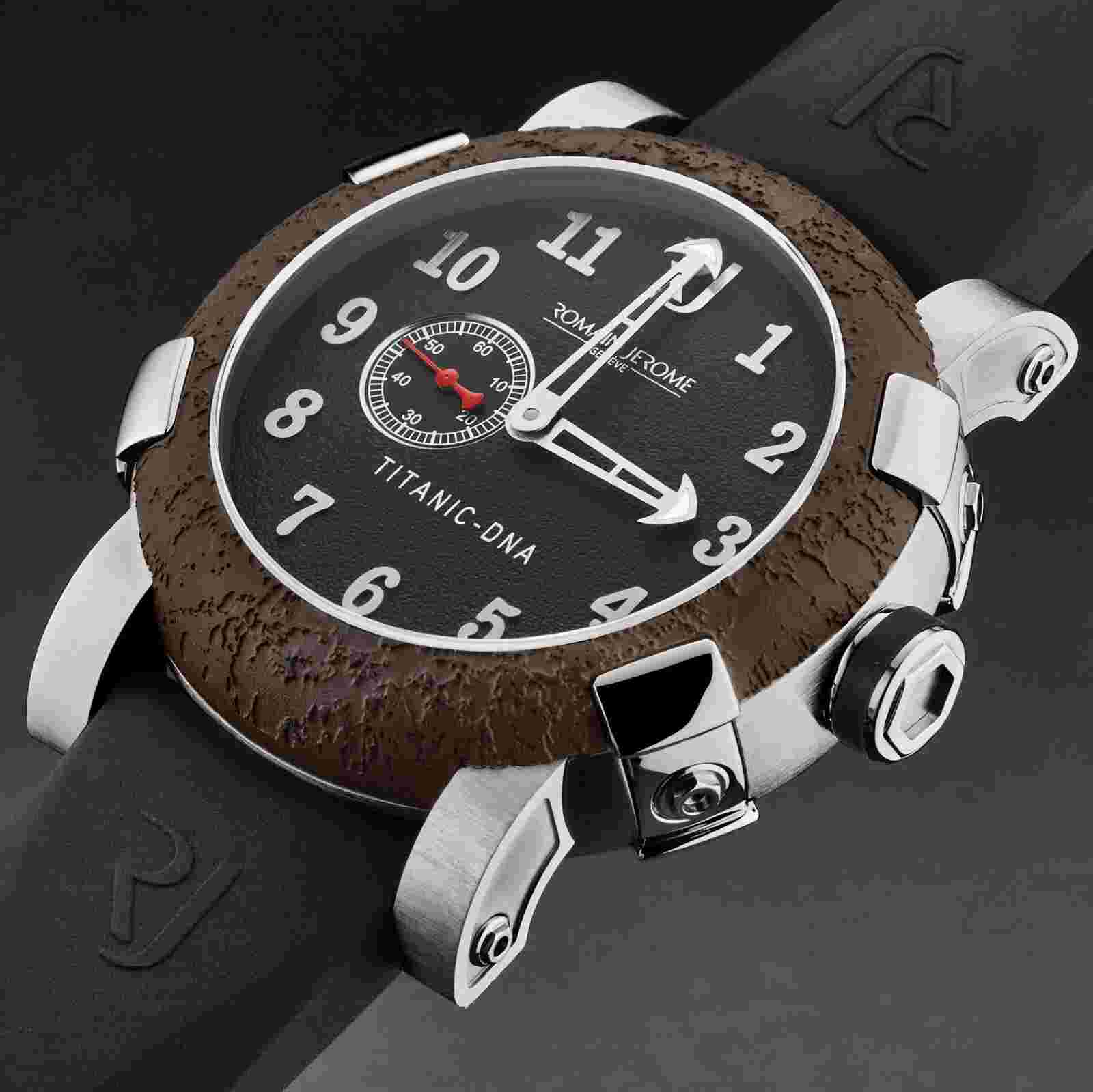 Romain Jerome Mens 'Titanic' Black Dial Black Rubber Strap Watch RJ.TI.AU.101.10