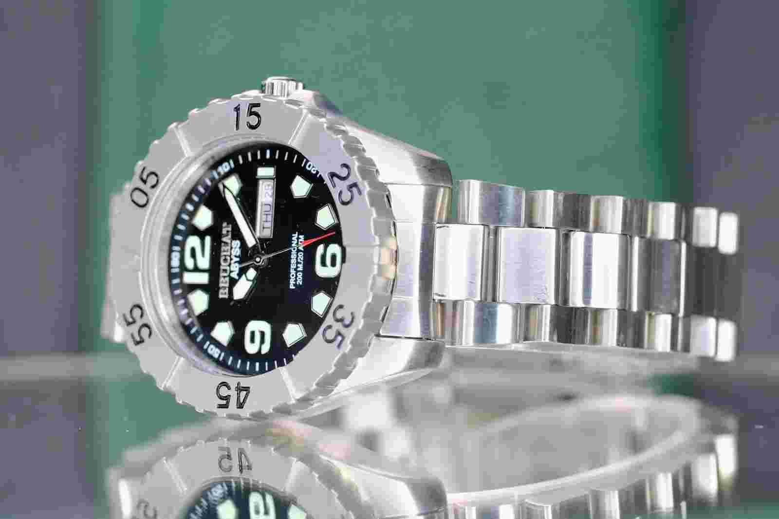 BEUCHAT ABYSS DIVERS MENS WATCH BLACK ARABIC DIAL ROTATING BEZEL 200M
