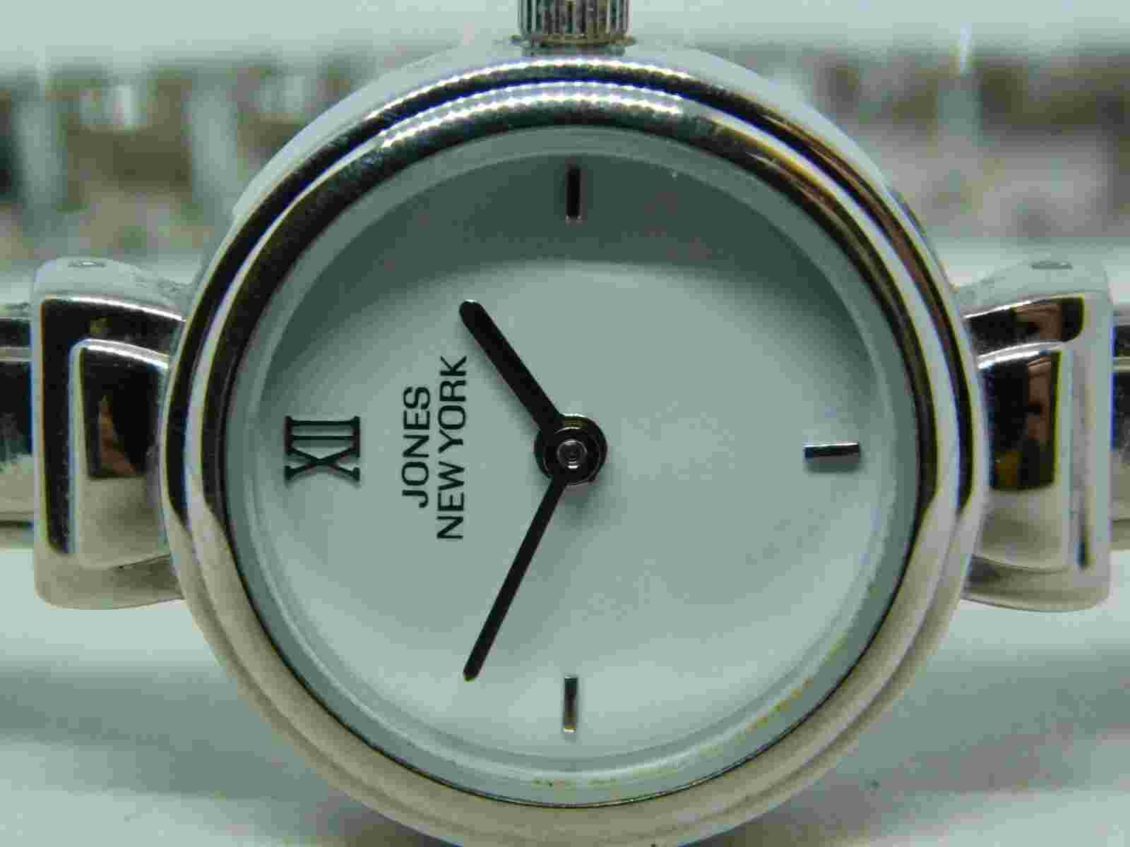 Jones New York S70146 Silver Tone Quartz Women's Watch Sz. 6 1/4'' New Battery