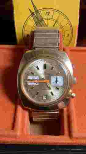 Wakmann Double Register Chronograph Antimagnetic Shockprotected Wristwatch