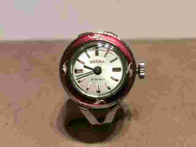 VINTAGE RARE SWISS BEAUTIFUL ENAMEL MECHANICAL LADIES RING WATCH "DOGMA" 17J