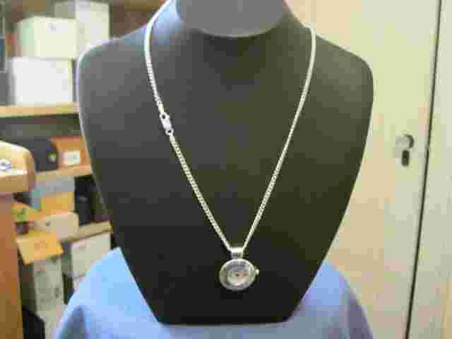H381 ladys sterling silver MERONA pendant watch