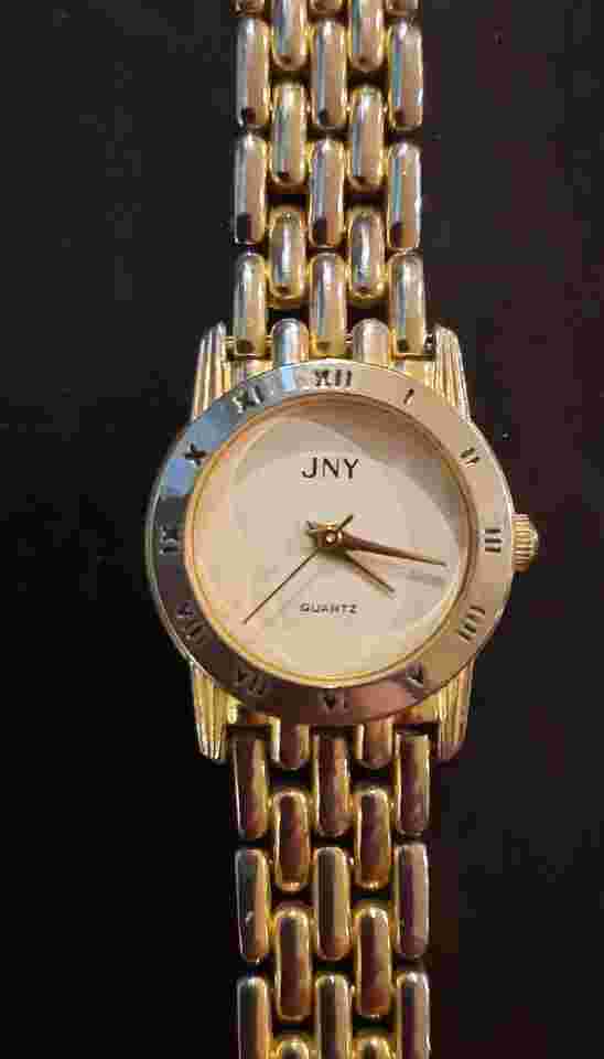 Vintage Jones New York Watch Goldtone Women's Quartz Analog~NEW BATTERY~EX COND