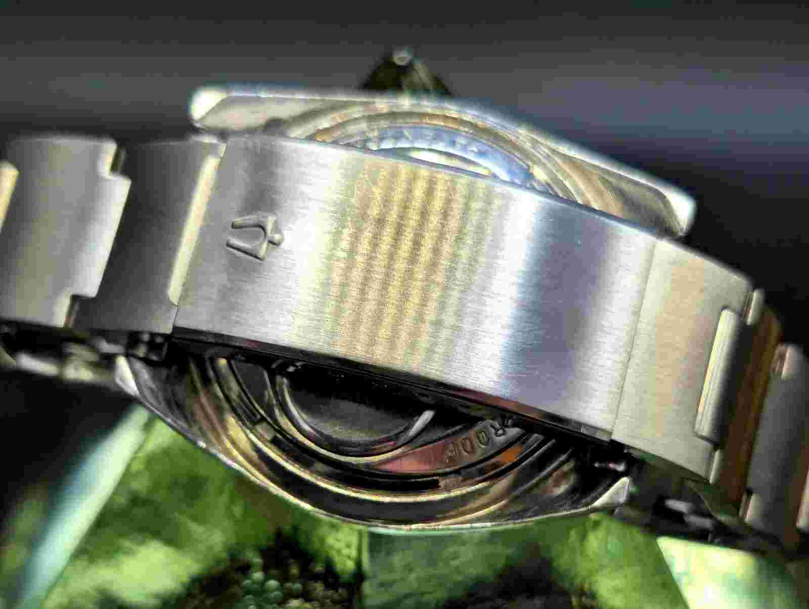 Vintage ACCUTRON "Spaceview" 1973 Retro Men's Watch W/ Original Bracelet !!