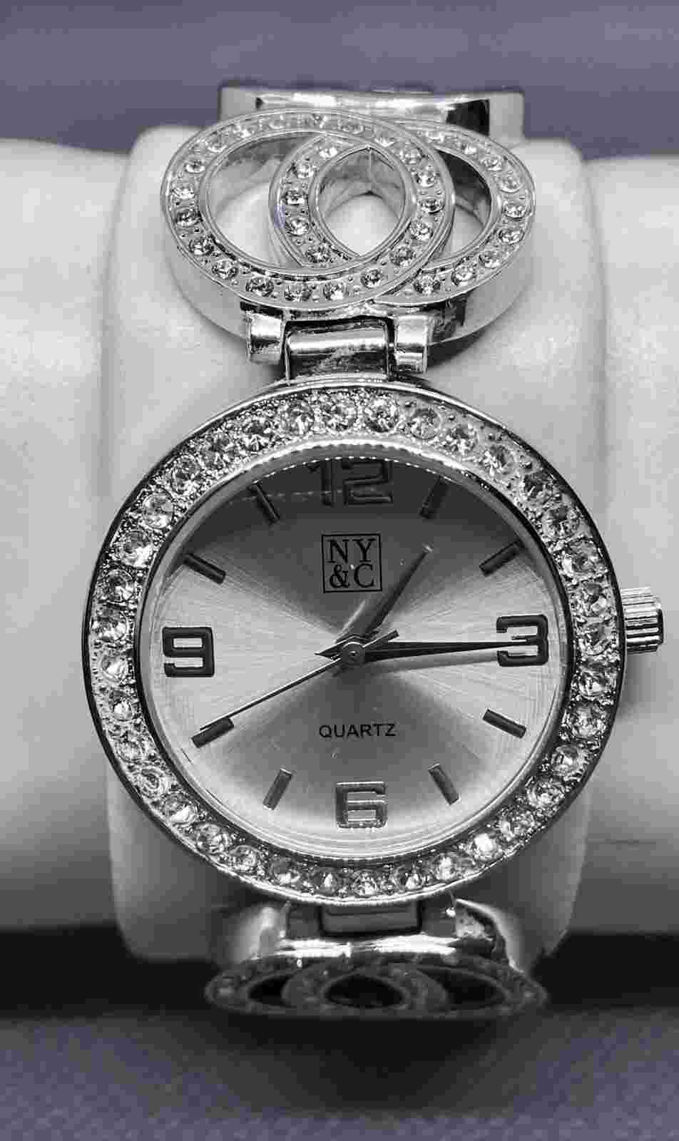 NY&C Ladies Watch Crystal Bezel New Battery Silvertone Iced Wide Metal 7.5 Band