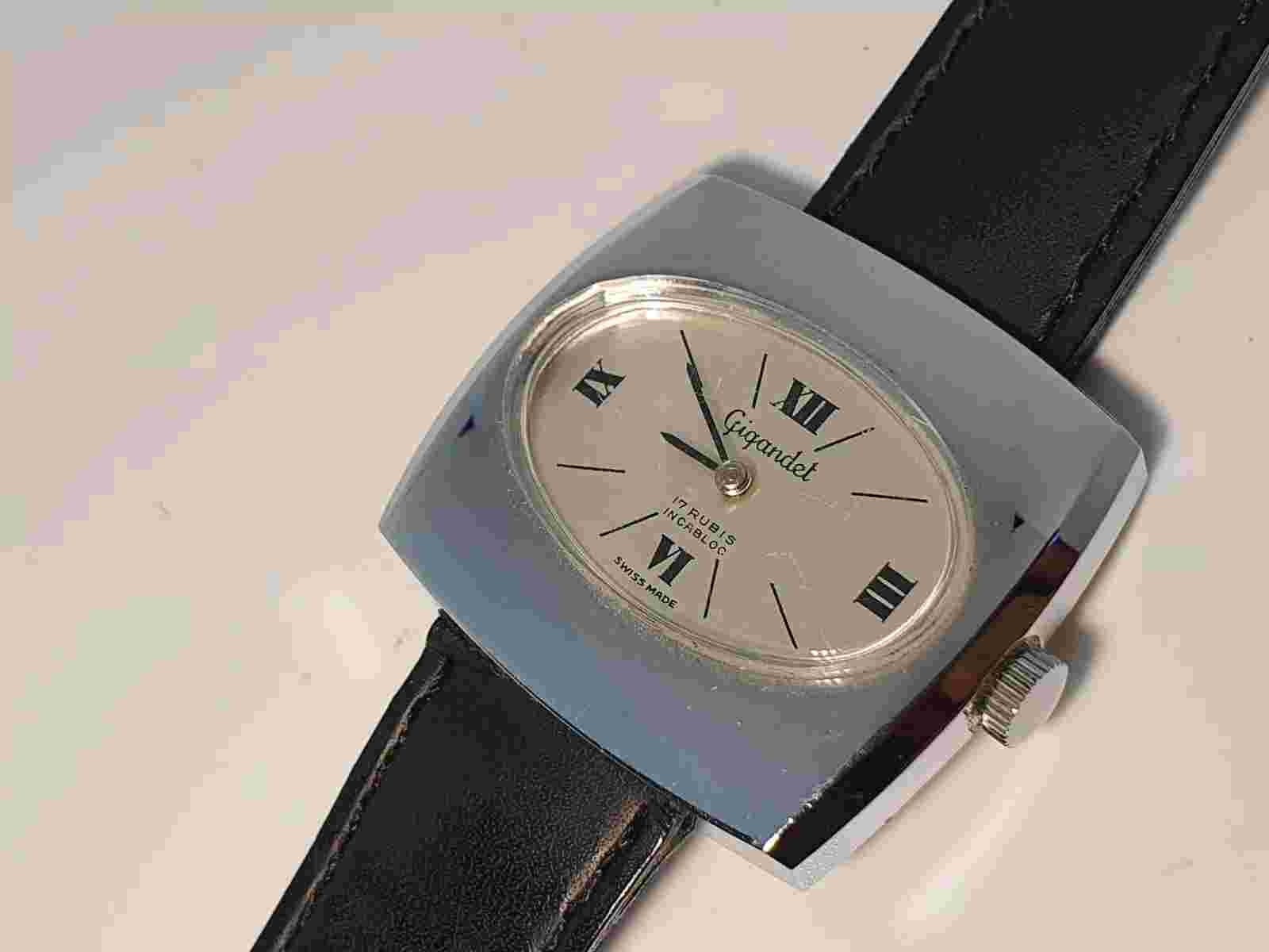 Vintage stylish GIGANDET Mechanical Swiss unisex watch TV cased