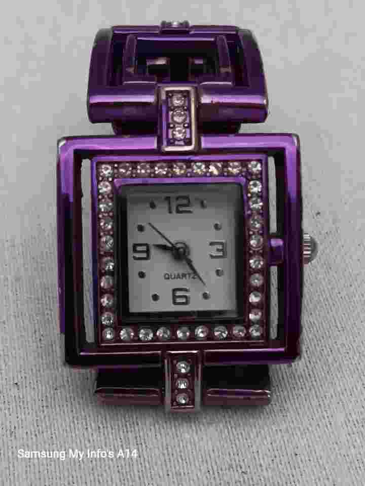 Avon Purple Rhinestone Bezel Watch. New Battery.