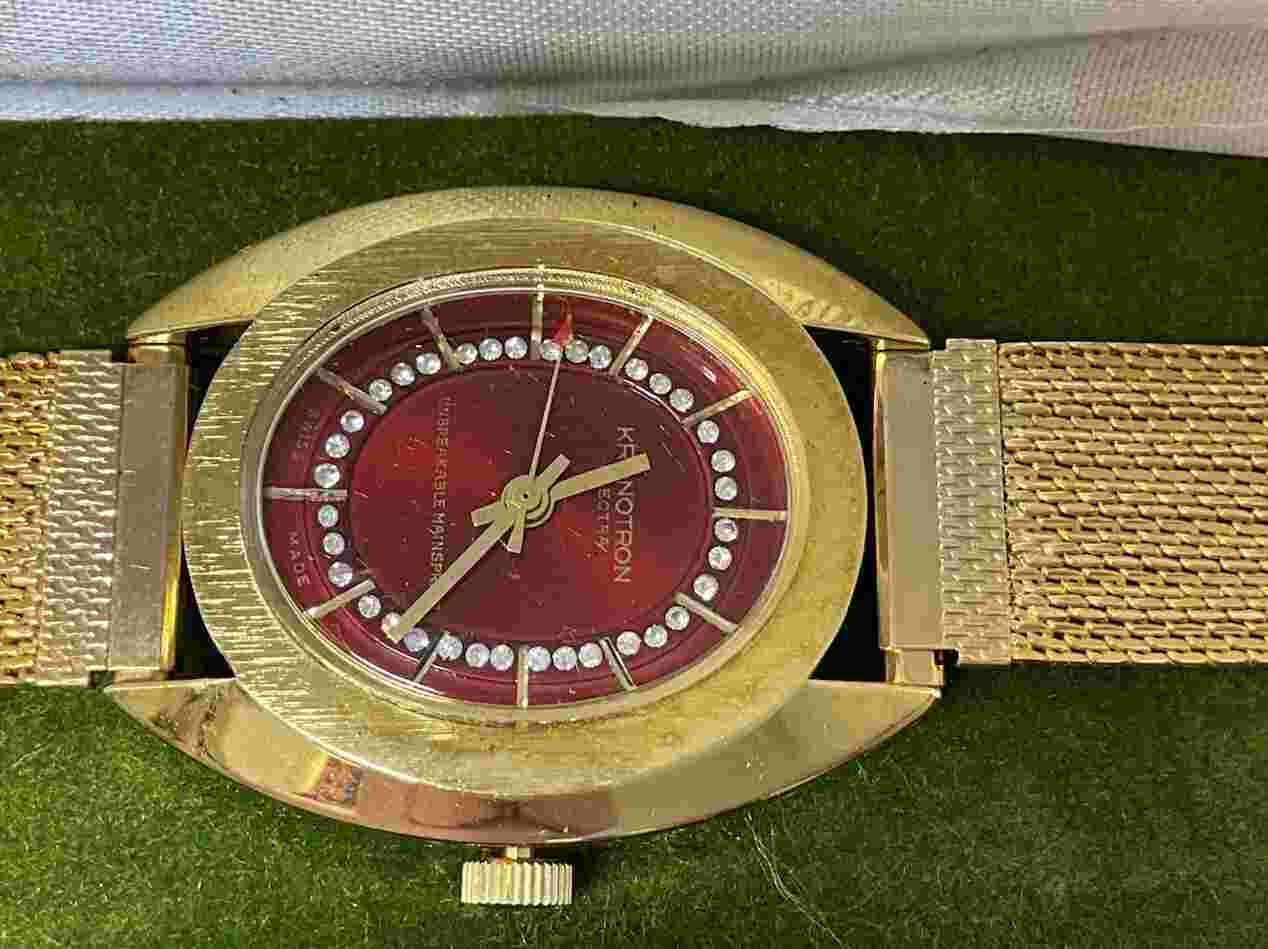 Kronotron Electra Red Face 1 Jewel Watch As/Is for Parts or Repair JL303