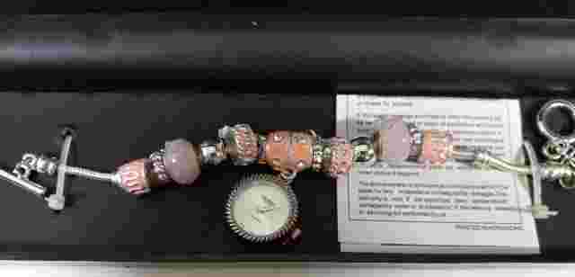 Figaro Couture Charm Bracelet Band Watch 9 Inch