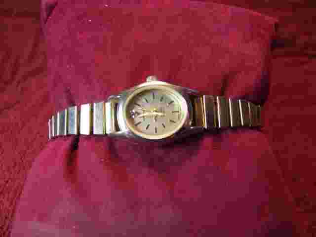 Affinity Diamond At 12  Woman's Watch Lot a103