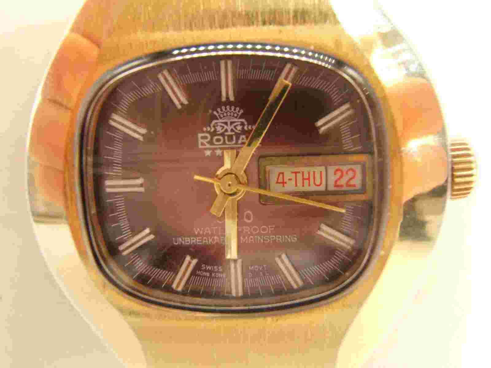 ROUAN DIVERS WRIST WATCH EC RUNS NEW LEATHER BAND