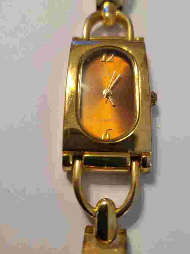 EA By Etienne Aigner Gold Tone Quartz Japan Movement FSC52408-1/F/EA845AV...