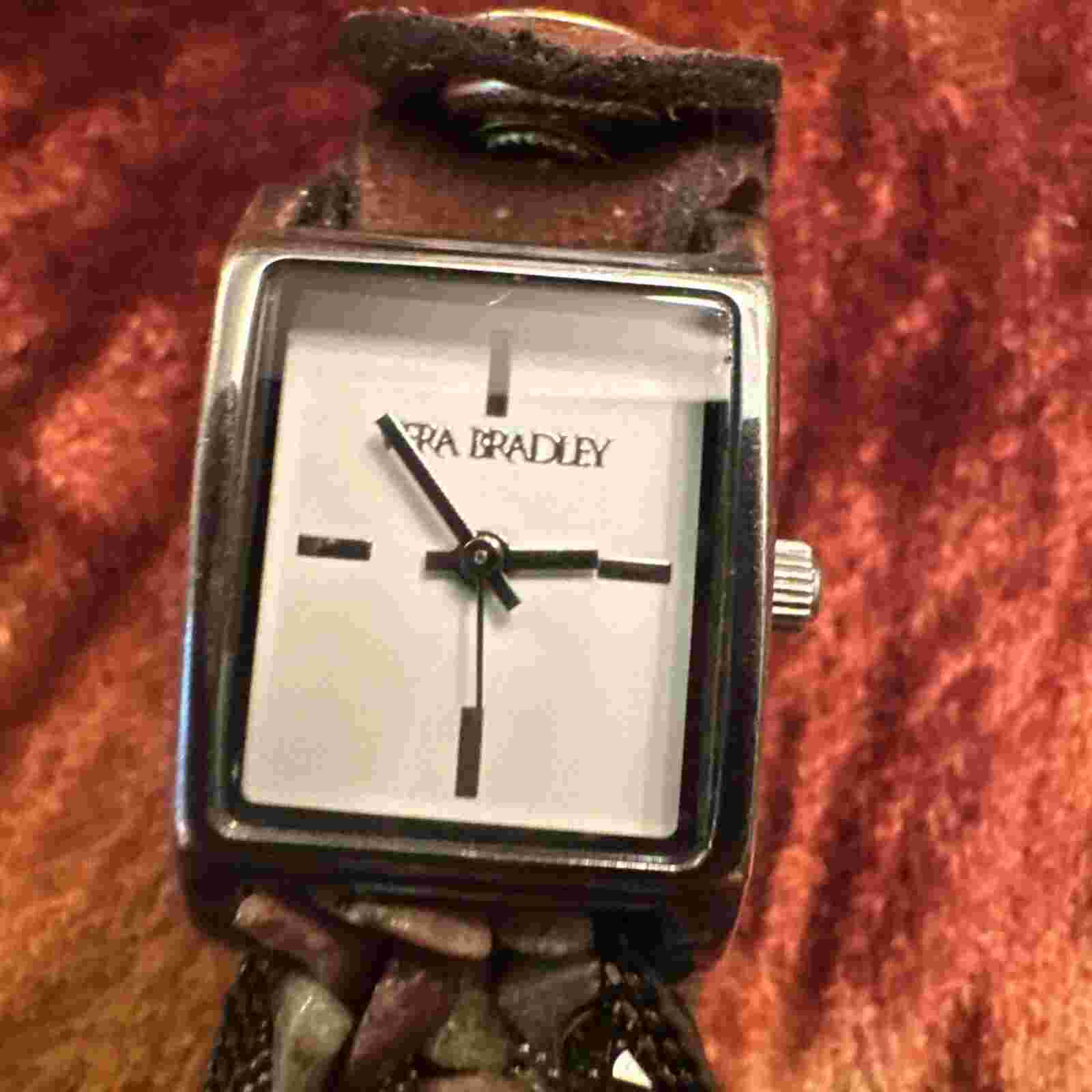 Vera Bradley Watch New Battery. Excellent. Keeps Perfect Time For A Small Wrist