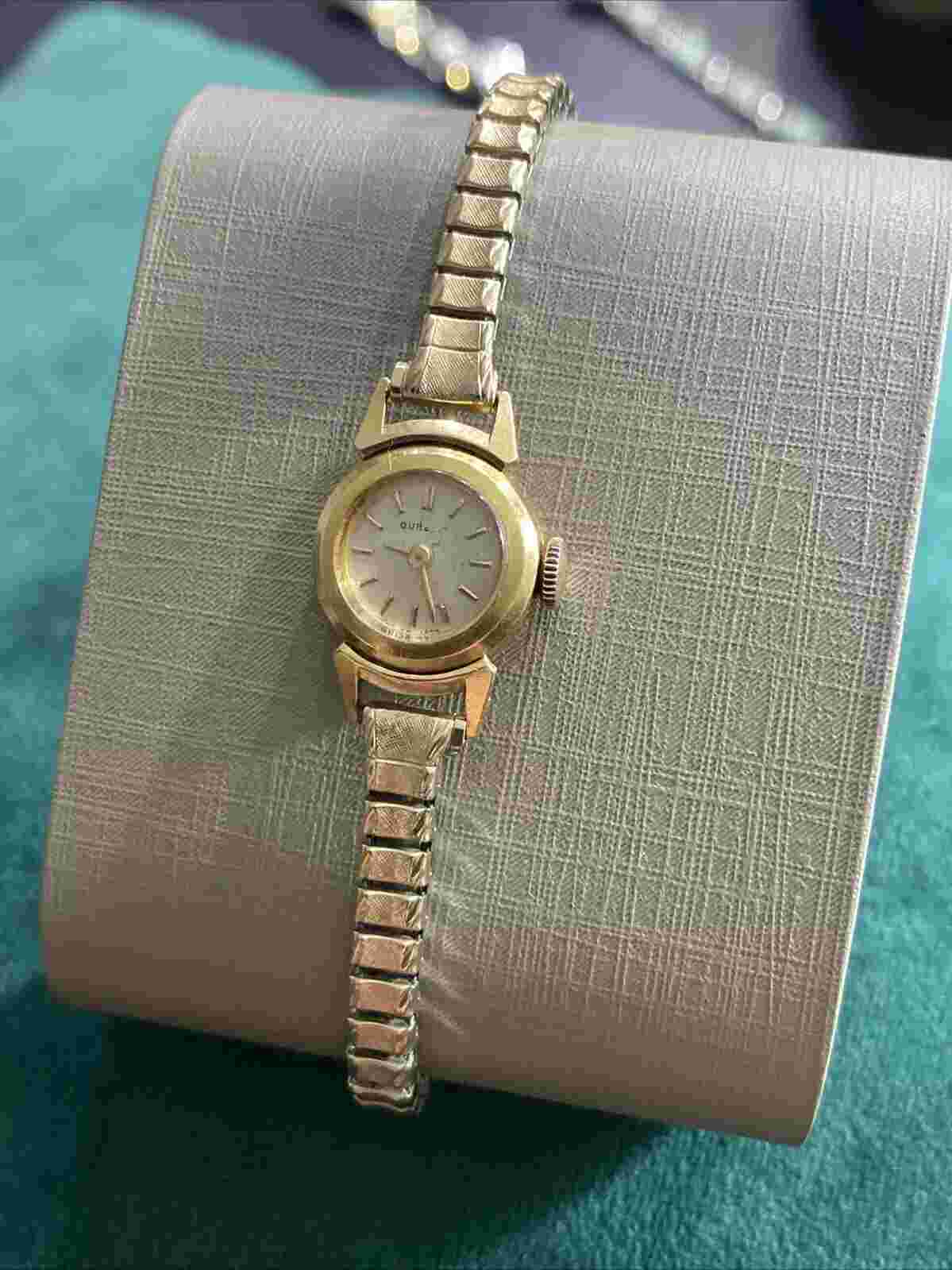 Gubelin UNIC Ladies Watch 18k / Gold Mechanical Rare Circa 40's Vintage Swiss