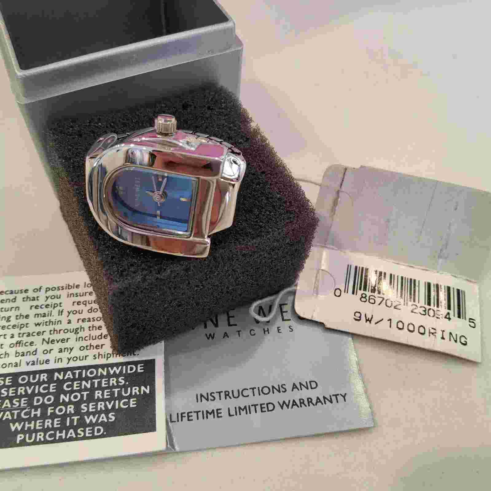 NEW Nine West Women’s Finger Watch * Blue \ Silver * New Battery