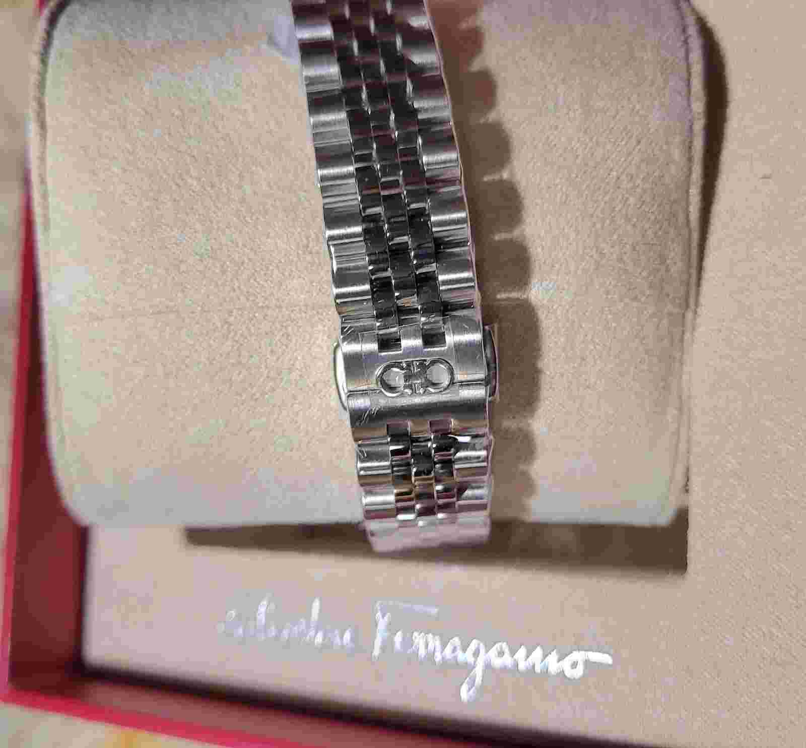 NWT Salvatore Ferragamo Swiss Made Double Gancio Sapphire Crystal Women's Watch