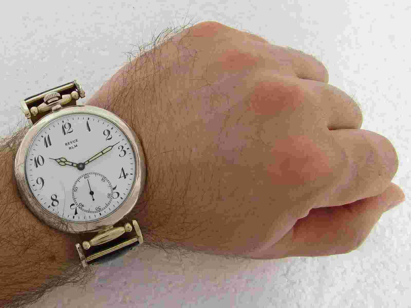 Revue RLM Reich Luftwaffe Ministerial WWII Vintage 1939-1945 Swiss Silver Watch