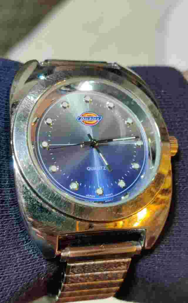 Vtg Dickies Men's Watch Blue Silver Ombre Dial Band Japan movement 30MM
