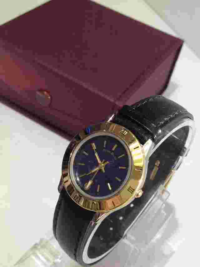 HUGO MAXX ITALY 18KT GOLD PL SHOCK & WATER RESIST LADIES DATE WATCH  BLACK STRAP