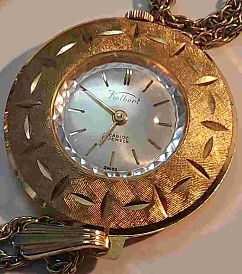 VINTAGE KELBERT SWISS WOMEN'S PENDANT WIND-UP WATCH WORKS GREAT