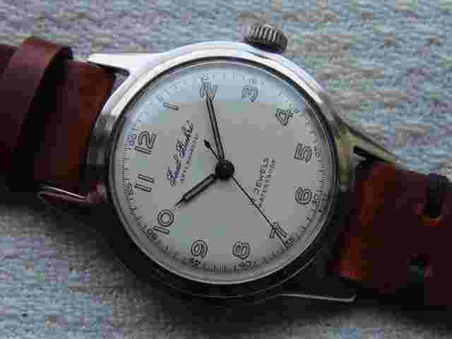 33.5 mm MEN'S WWII ERA MILITARY PAUL BUHRE VINTAGE steel WATCH GOOD CONDITION