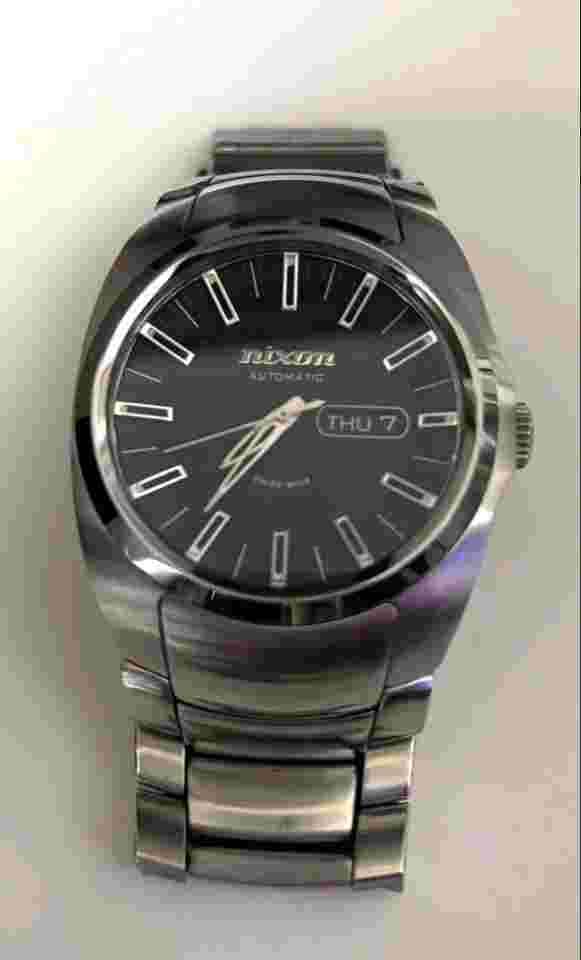 Nixon Analog Hand-Winded Watch Black