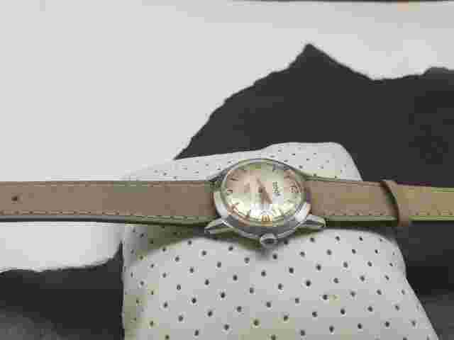 DAMAS SWISS MADE MENs WATCH 21 JEWELS Stainless Steel