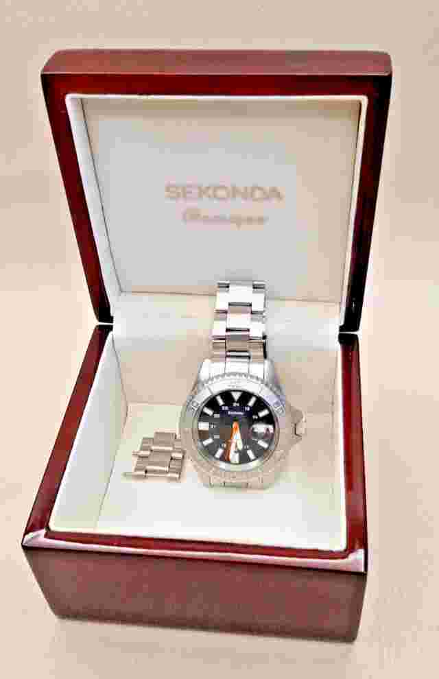 Sekonda 3276-CKX quartz watch  Professional Divers - 200m