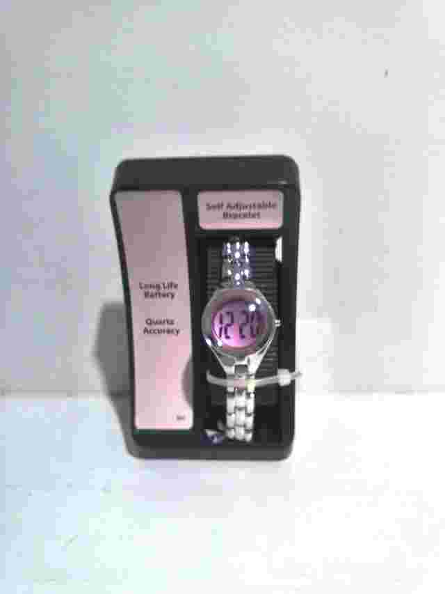 FMDAW504 Purple Dial Digital Quartz Accuracy Silver Bracelet Ladies Watch ~ NEW