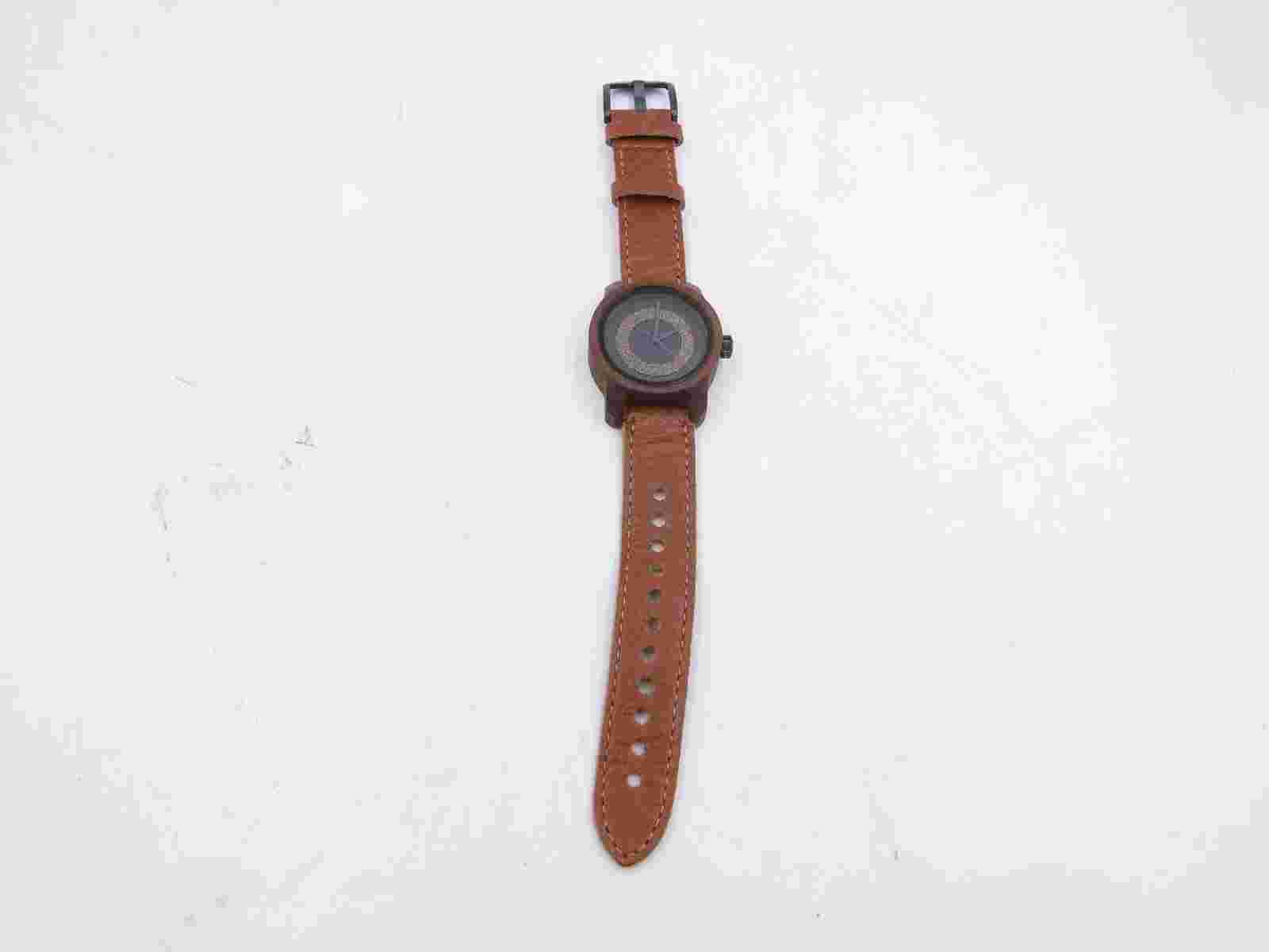 Mistura Marco Silicio Watch with Dark Wood, Tan Leather Strap and Circle Silicon