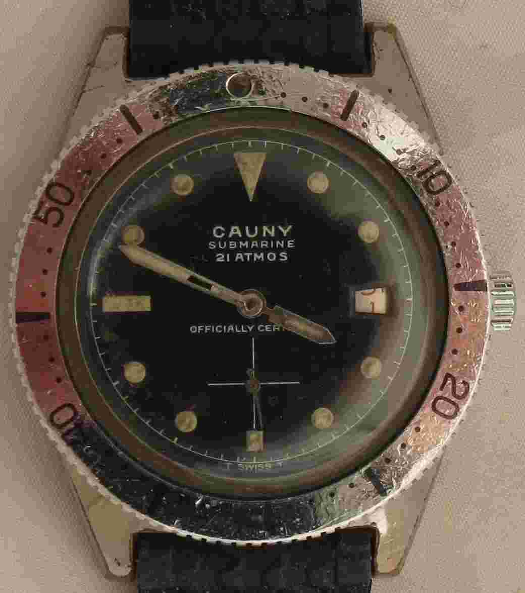 Cauny Submarine Diver mens wristwatch nickel chromiun case 37 mm. in diameter