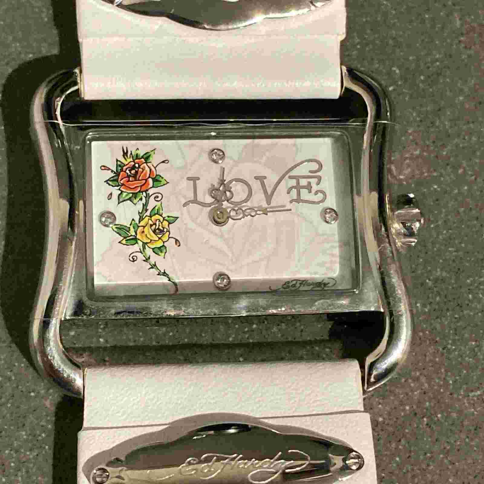 VINTAGE ED HARDY LOVE WATCH WHITE LEATHER WOMENS NWOB VI-RS 5019