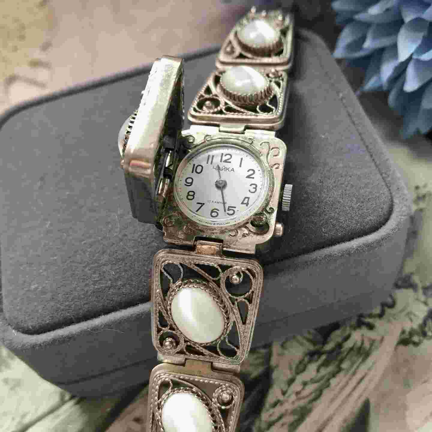 Vintage USSR Mechanical Women's Wristwatch Moonstone Chaika Silver Plated