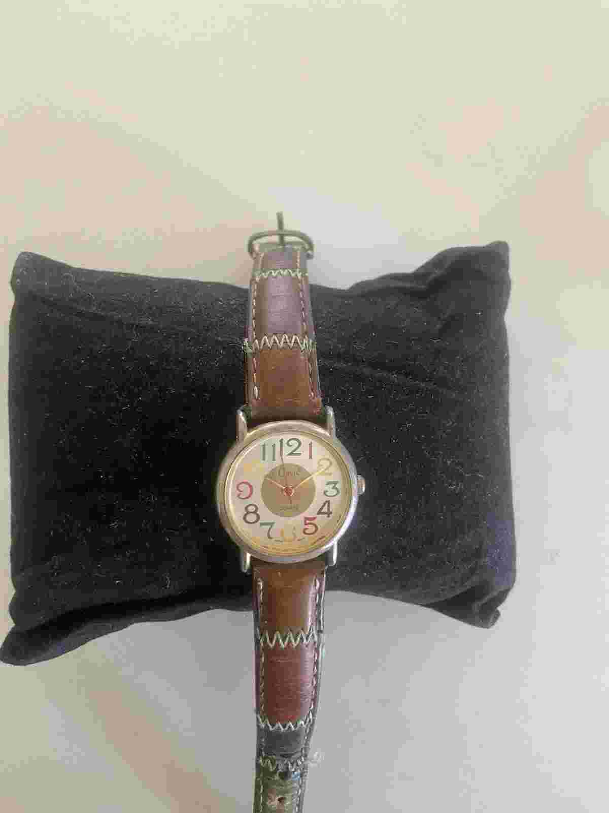 Vintage Orvis Women’s Wrist watch Multi colored Watch Face Leather band Works