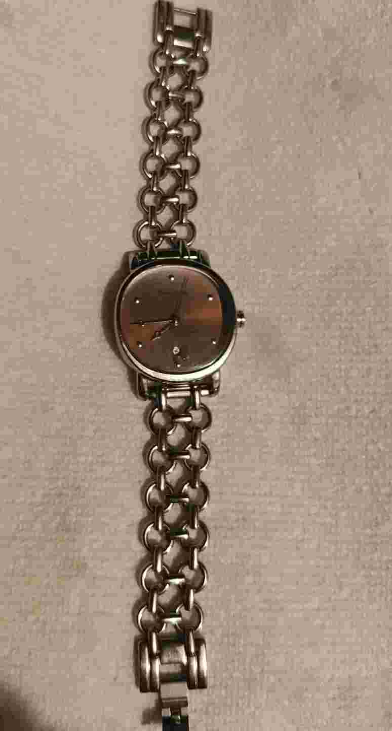 Perry Ellis women's watch. PEL0008. Rose  Gold face. Calendar date on face