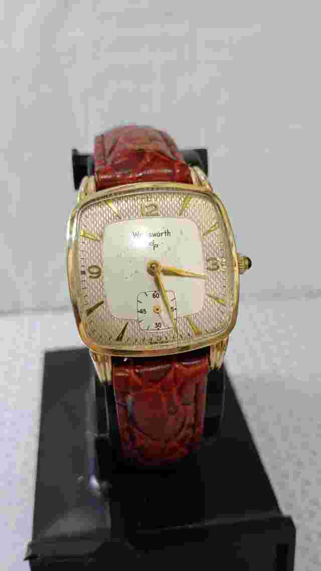 WADSWORTH Vintage Men's Watch Tank Swiss 17 Jewels Gold Tone Leather 27x36 mm