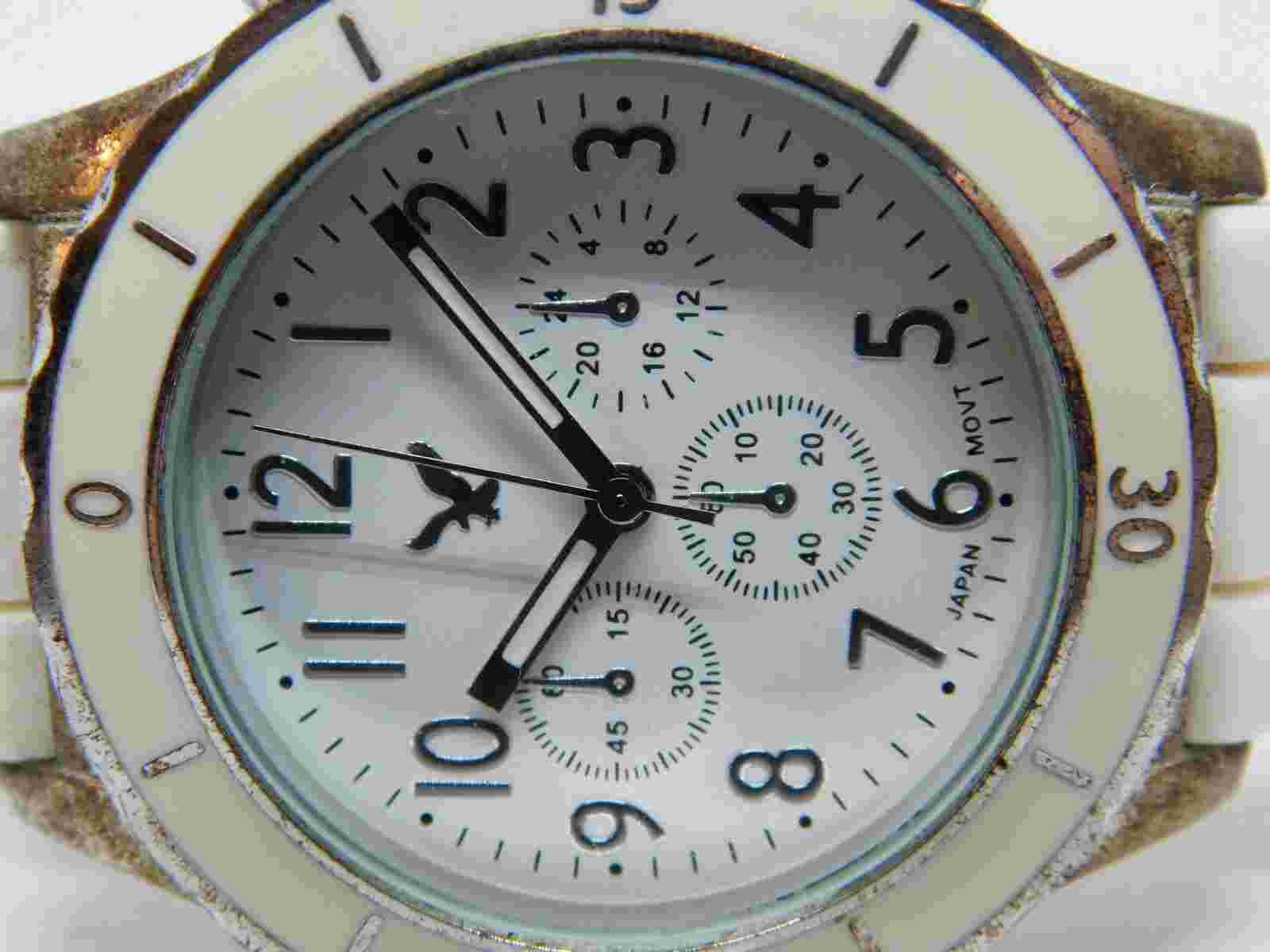 American Eagle Outfitters 15135 White Tone Quartz Women's Watch New Battery