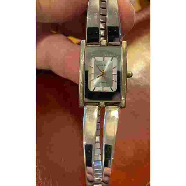 Women's  18mm Silver Tone Jaclyn Smith watch, Expansion Band
