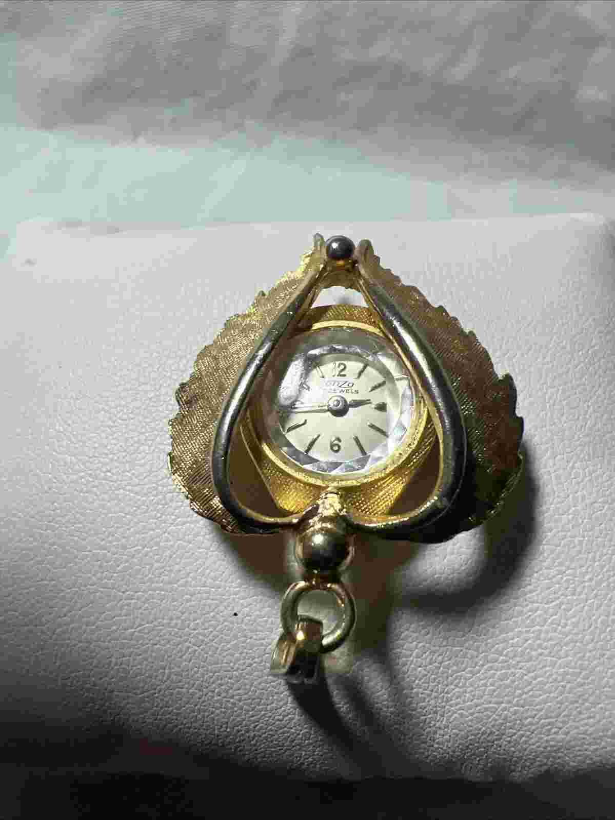 ENZO 17 Jewels Swiss made watch ladies, vintage, very very clean works great.