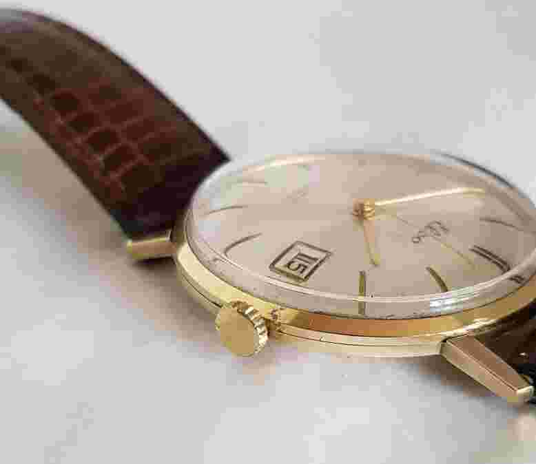 14ct Yellow Gold Gentleman's wrist watch. ELCO Incabloc Swiss made. 17 jewels