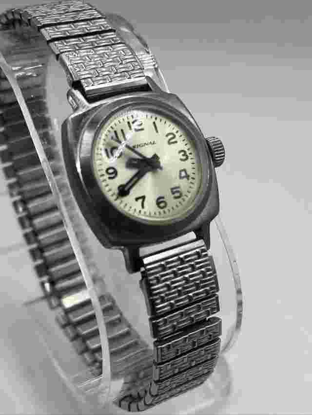 Vintage Signal Women's Mechanical Watch 23mm Manual Wind Silver Tone- Working
